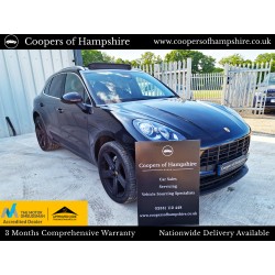 2017 Porsche Macan S 3.0 TD V6 PDK 4WD Euro 6 Automatic with Opening Panoramic Glass Roof