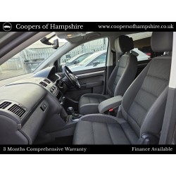 2015 Volkswagen Touran SE 1.6 TDI Automatic -- SOLD --