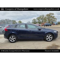 2014 Volvo V40 D3 2.0 150 SE GearTronic Automatic -- SOLD --
