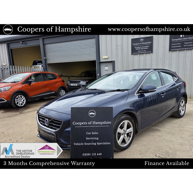 2014 Volvo V40 D3 2.0 150 SE GearTronic Automatic -- SOLD --