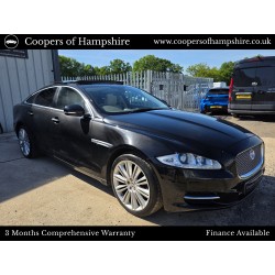 2014 Jaguar XJ 3.0 TDV6 Portfolio Automatic Facelift with Glass Opening Panoramic Roof